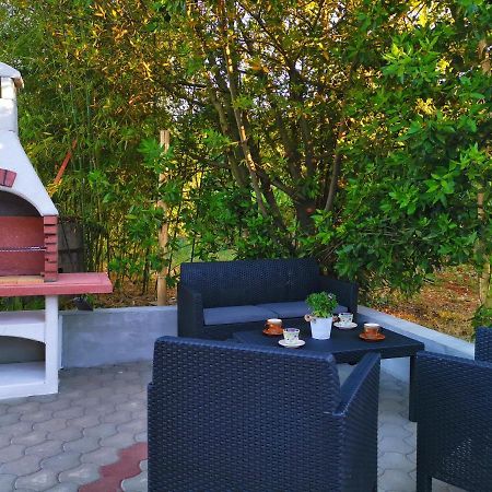 Holiday House Nela Лабин Экстерьер фото